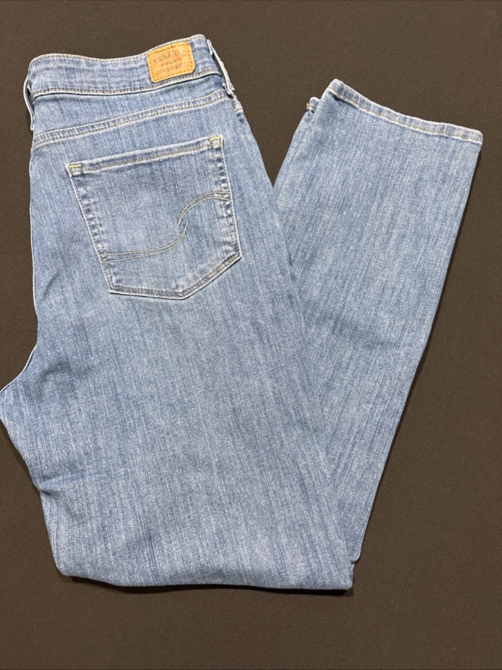 Signature by Levi Strauss Light Blue Straight-Leg Women's Jeans